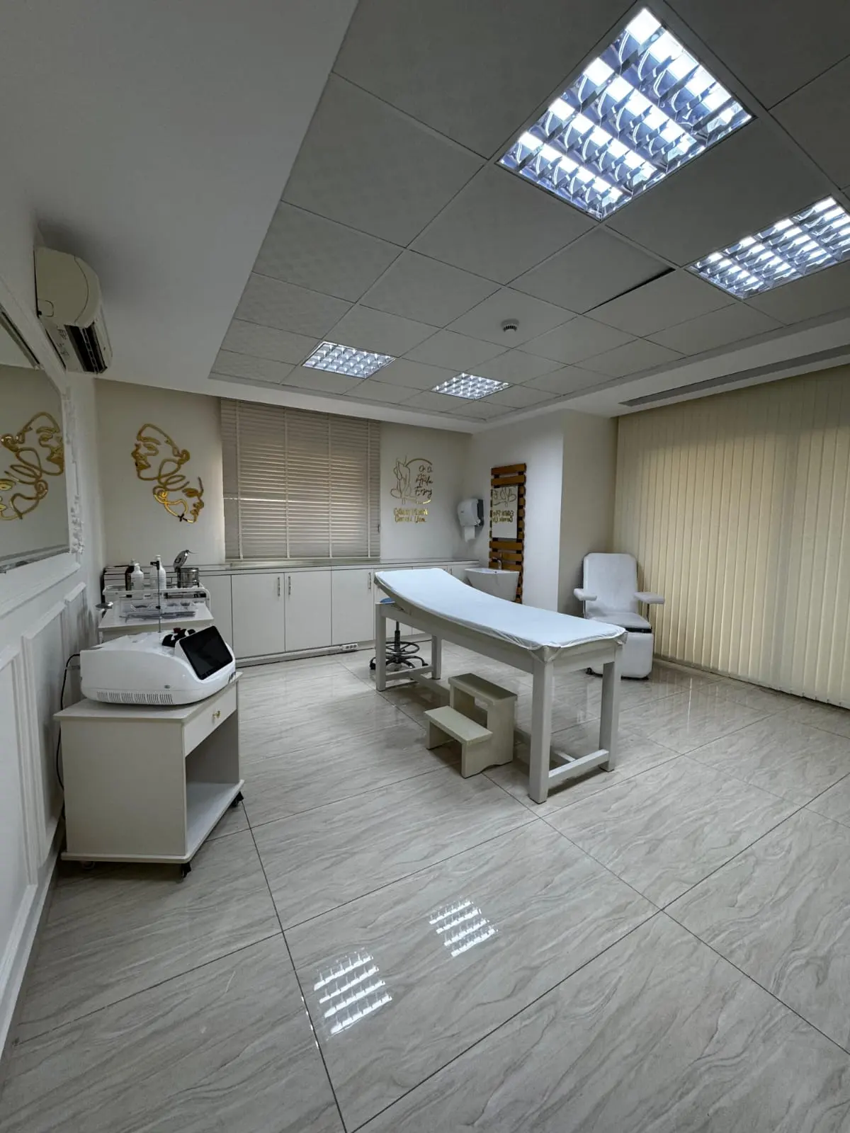 Clinic-provided photograph of Dr Atilla Ersoy