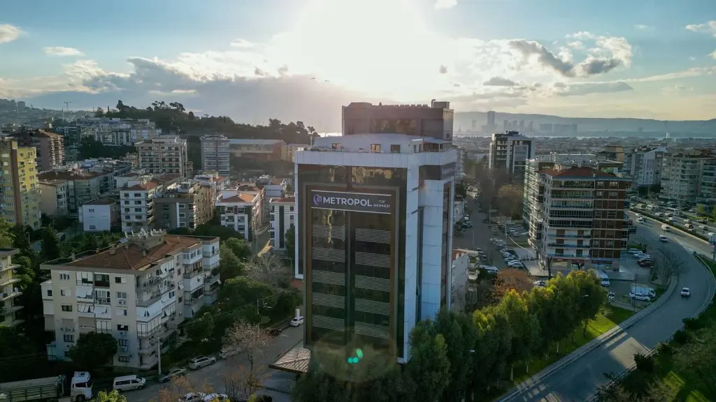 Clinic-provided photograph of Metropol Karşıyaka Medical Centre