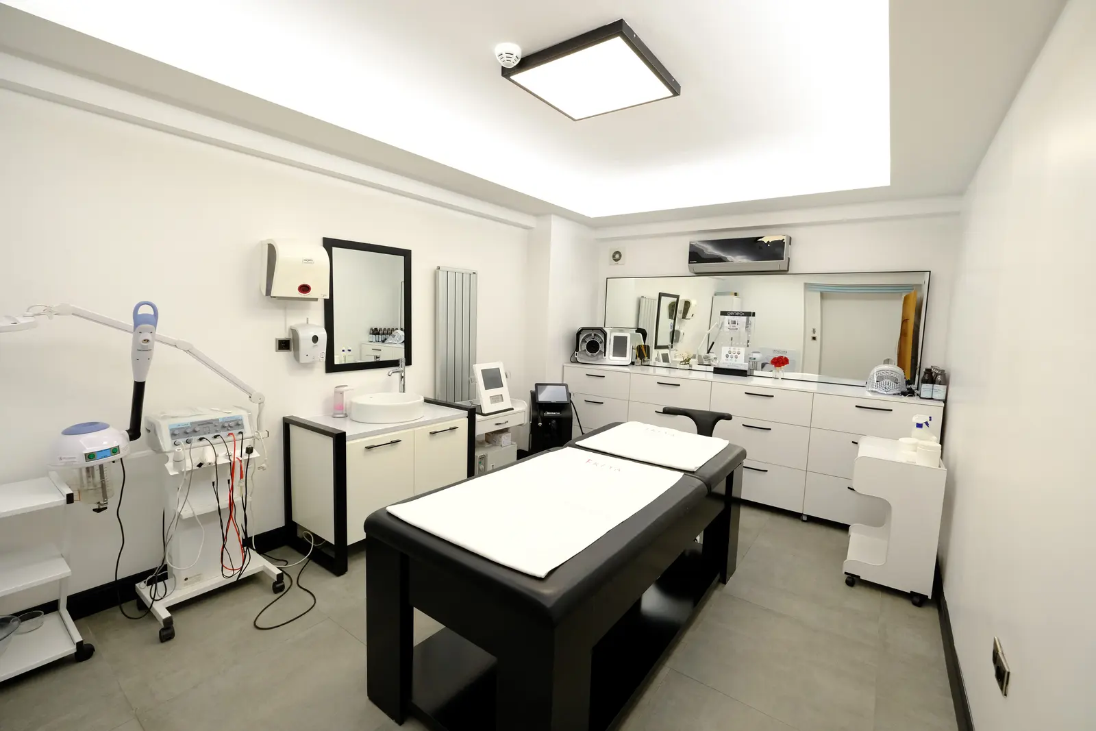 Von der Klinik bereitgestelltes Foto von Prof. Dr. Teoman Eskitaşcioğlu