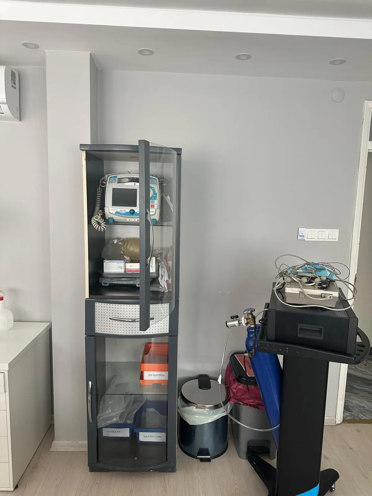 Clinic-provided photograph of Dr Özgür Çetiner Clinic