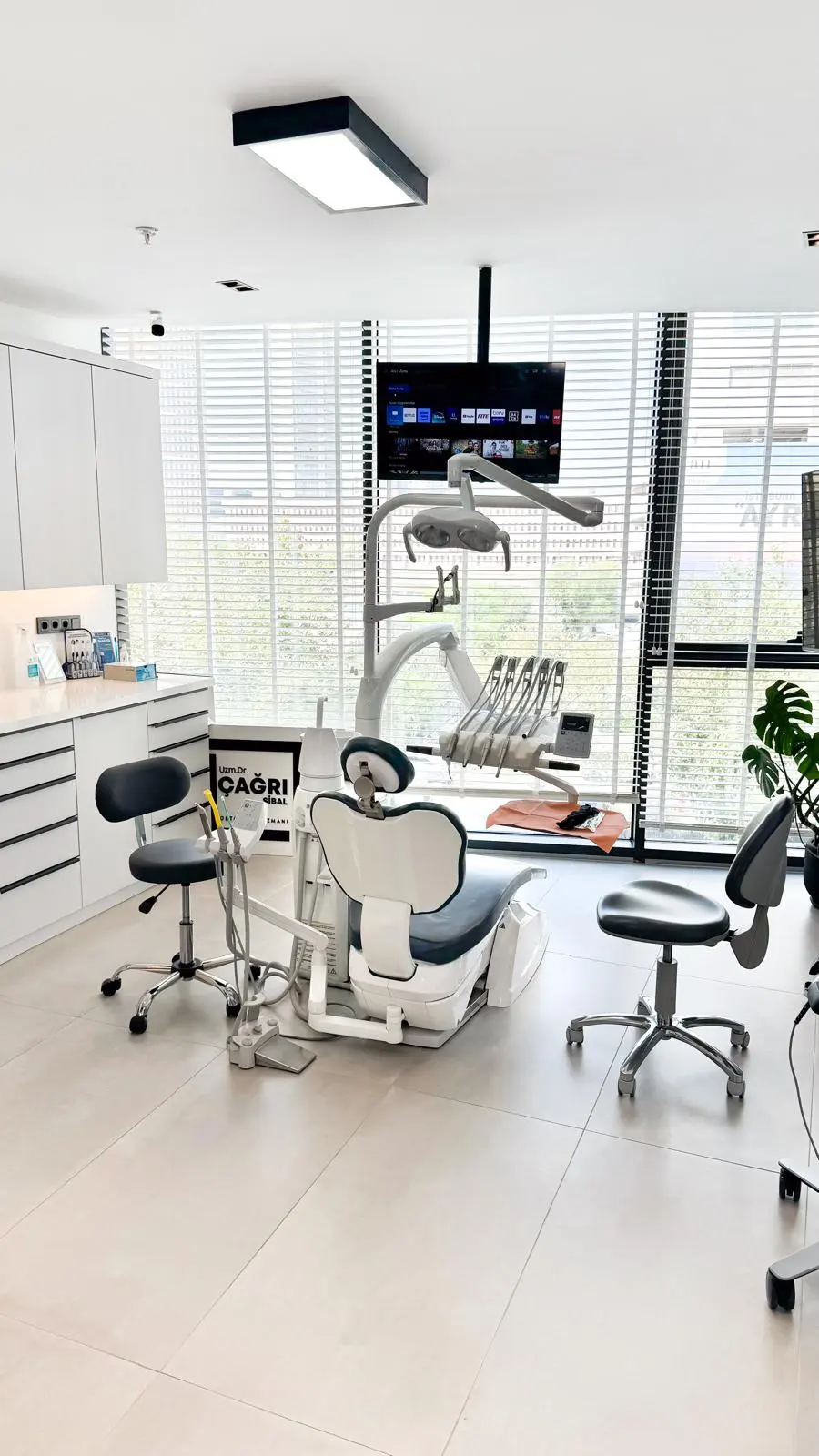 Clinic-provided photograph of Dr Muhammed Çağrı Şibal