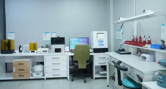 Clinic-provided photograph of Istanbul Kent University Dental Hospital