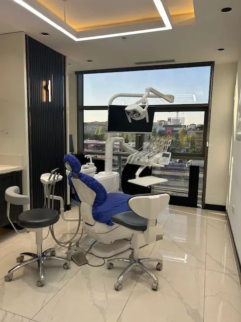 Von der Klinik bereitgestelltes Foto von Aras Bildent Florya Zahnklinik