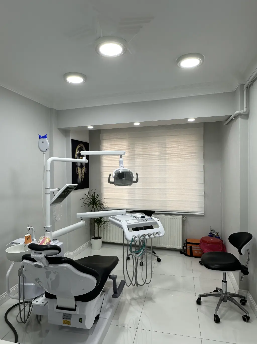 Clinic-provided photograph of Dr Elif Gözde Gül