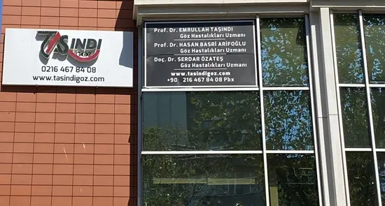 Clinic-provided photograph of Assoc. Prof. Dr Serdar Özateş