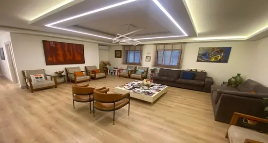 Clinic-provided photograph of Assoc. Prof. Dr Serdar Özateş