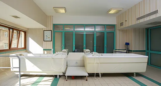 Von der Klinik bereitgestelltes Foto von Darüşşafaka Ömran und Yahya Hamuluoğlu Zentrum für Physiotherapie und Rehabilitation