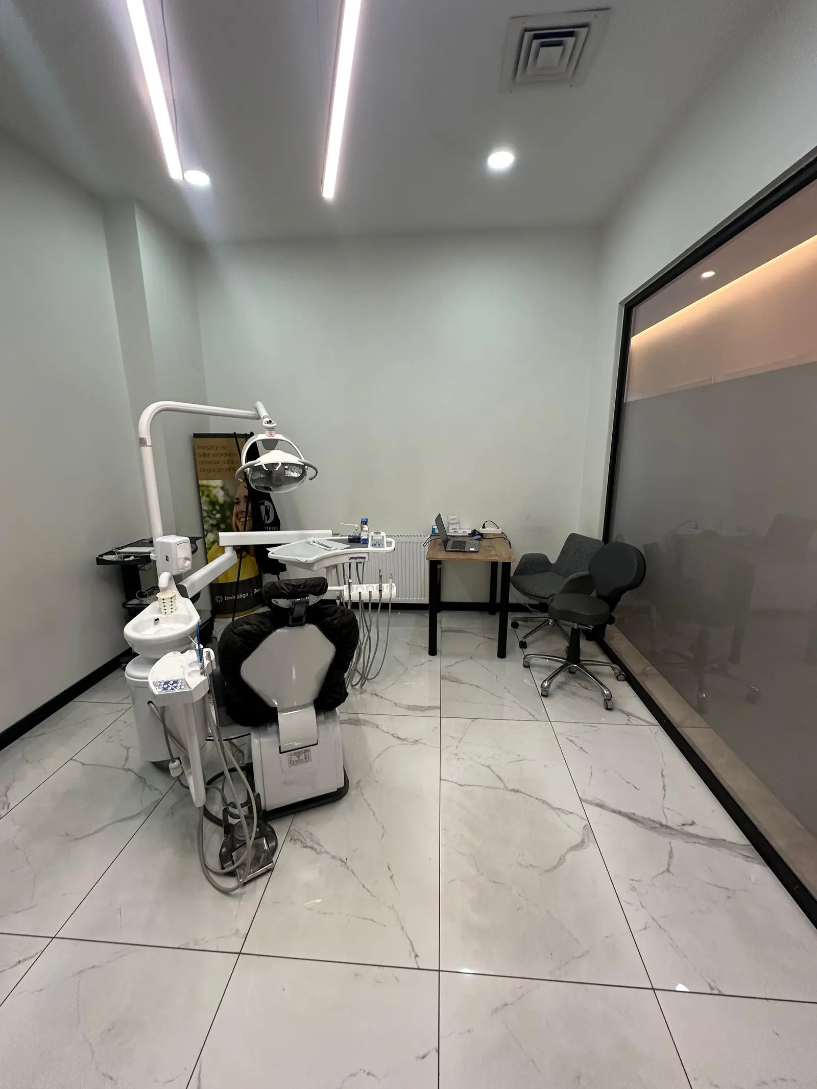 Clinic-provided photograph of Referans Dental Clinic