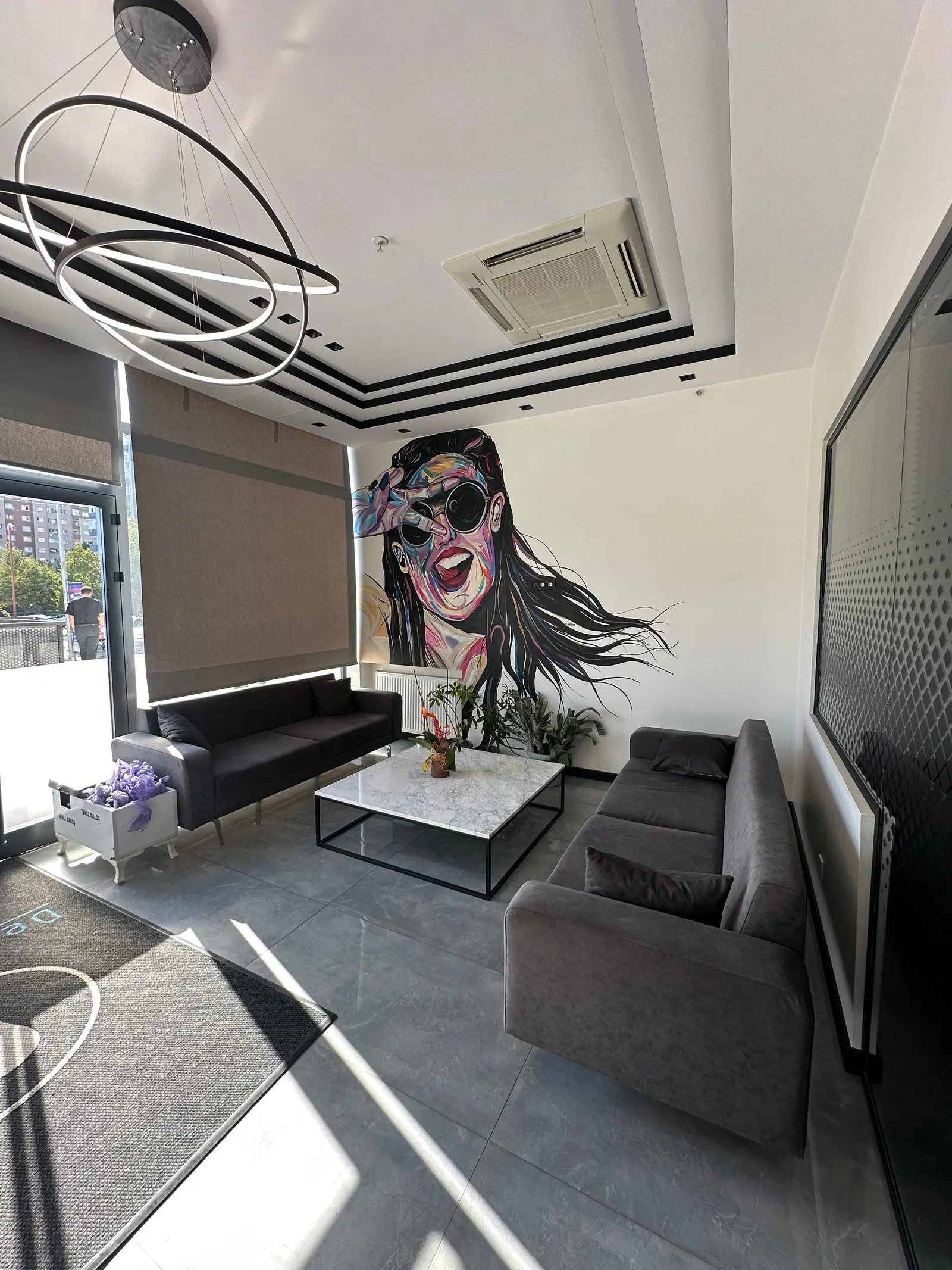 Clinic-provided photograph of Referans Dental Clinic