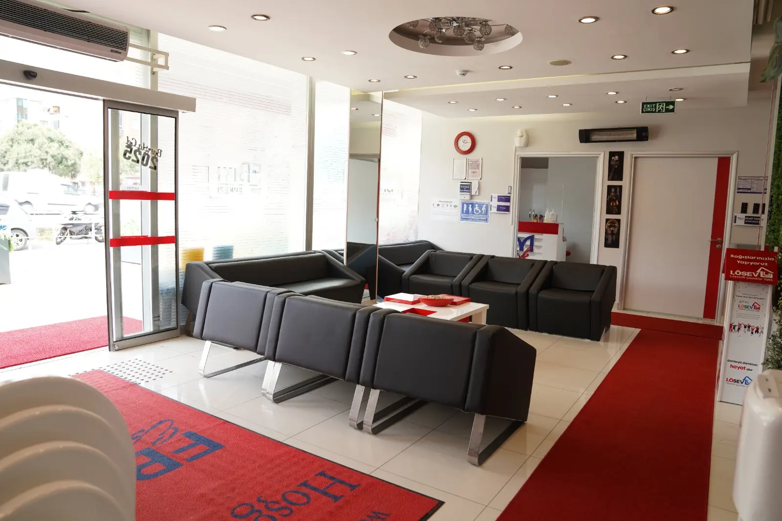 Von der Klinik bereitgestelltes Foto von FBM Aesthetic Medicine Center