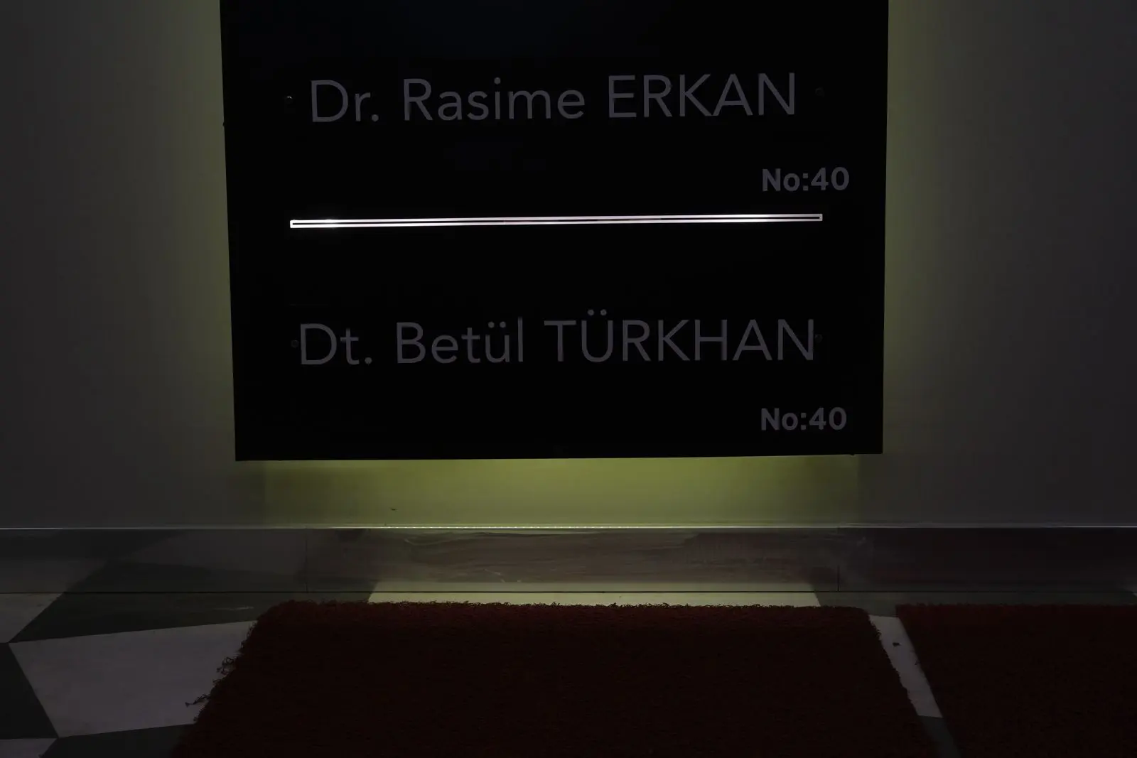 Von der Klinik bereitgestelltes Foto von Dr. Fatma Betül Türkhan