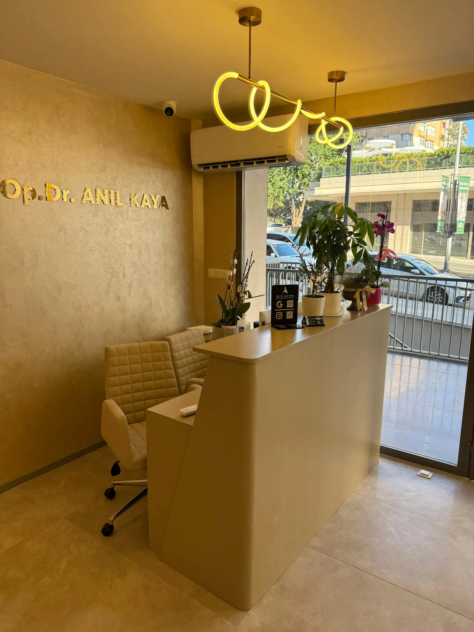 Clinic-provided photograph of Dr Anıl Kaya