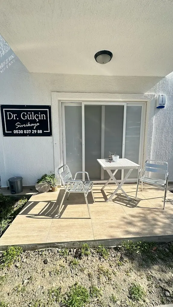 Von der Klinik bereitgestelltes Foto von Dr. Gülçin Sivrikaya