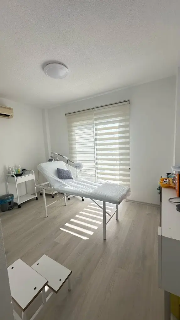Von der Klinik bereitgestelltes Foto von Dr. Gülçin Sivrikaya