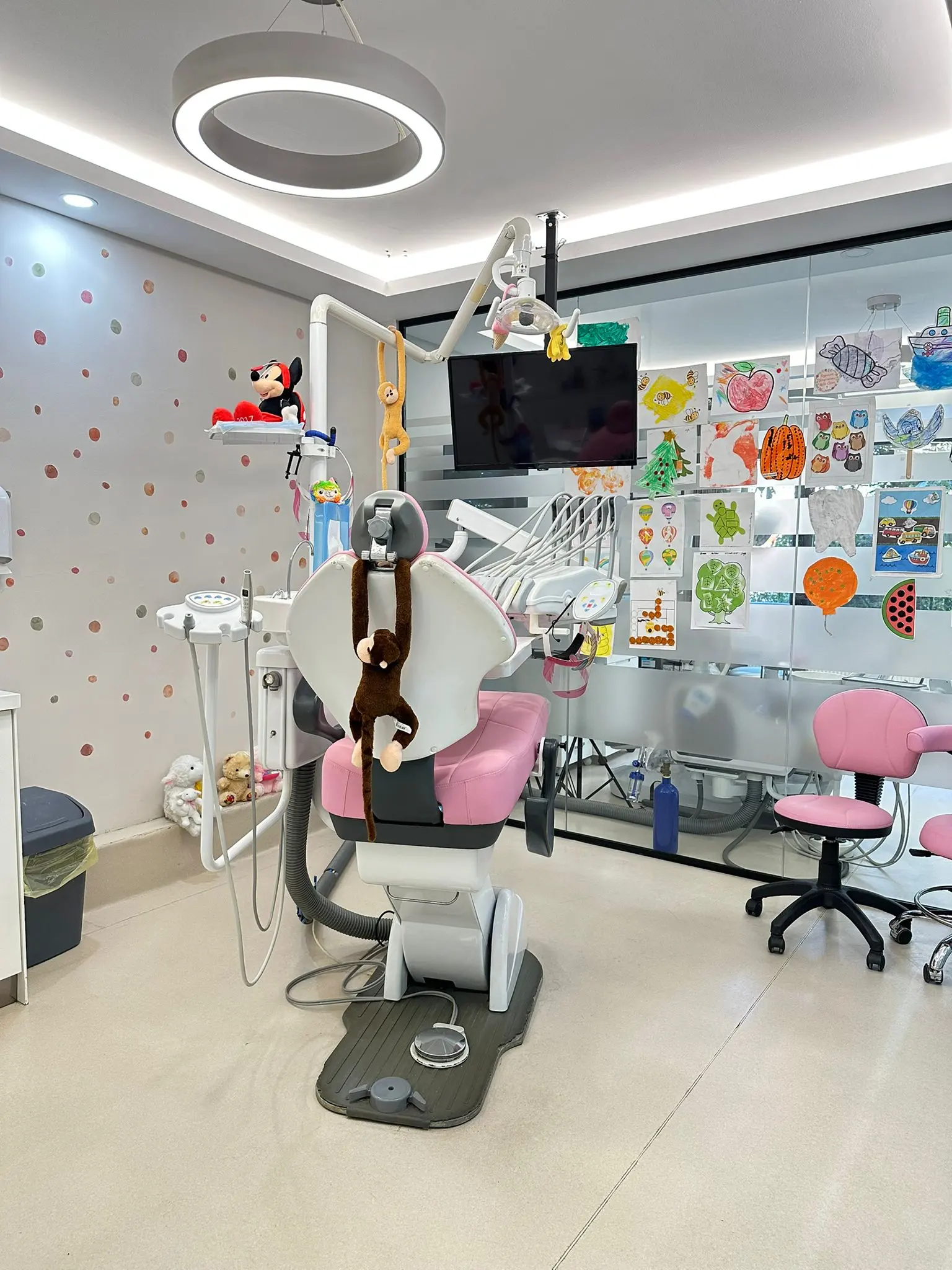 Clinic-provided photograph of Dr Hakan Bilsel