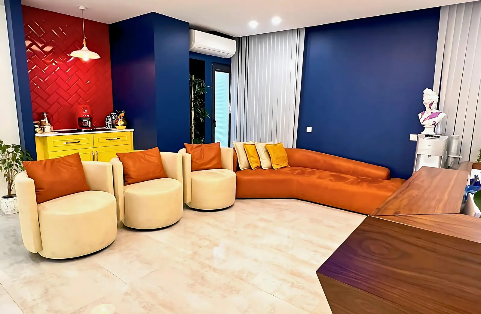 Clinic-provided photograph of Dr Tuğçe Ertürk Yılmaz