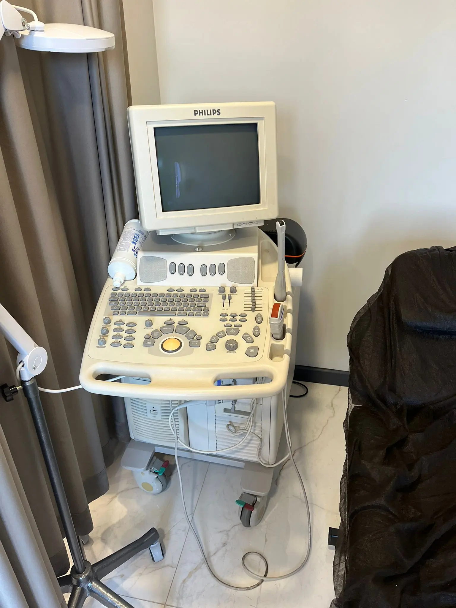 Clinic-provided photograph of Dr Yusuf İlker Çömez