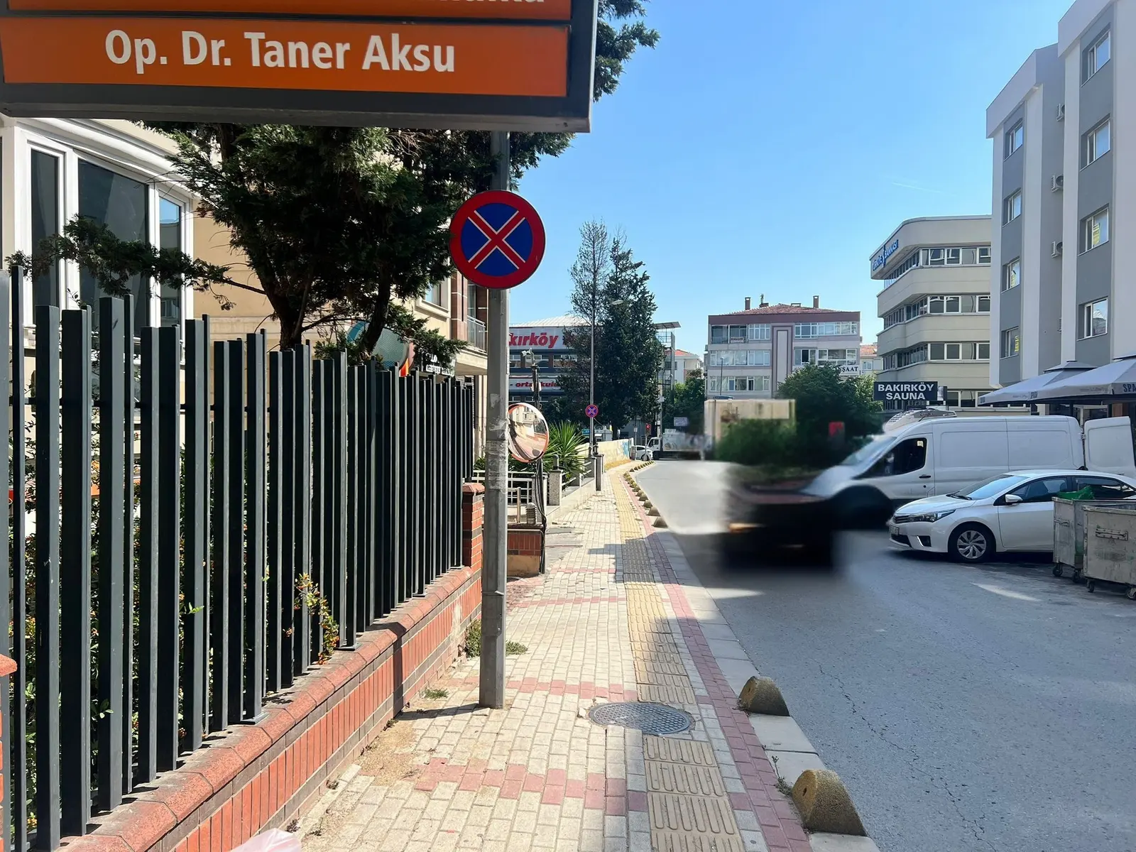 Clinic-provided photograph of Dr Taner Aksu