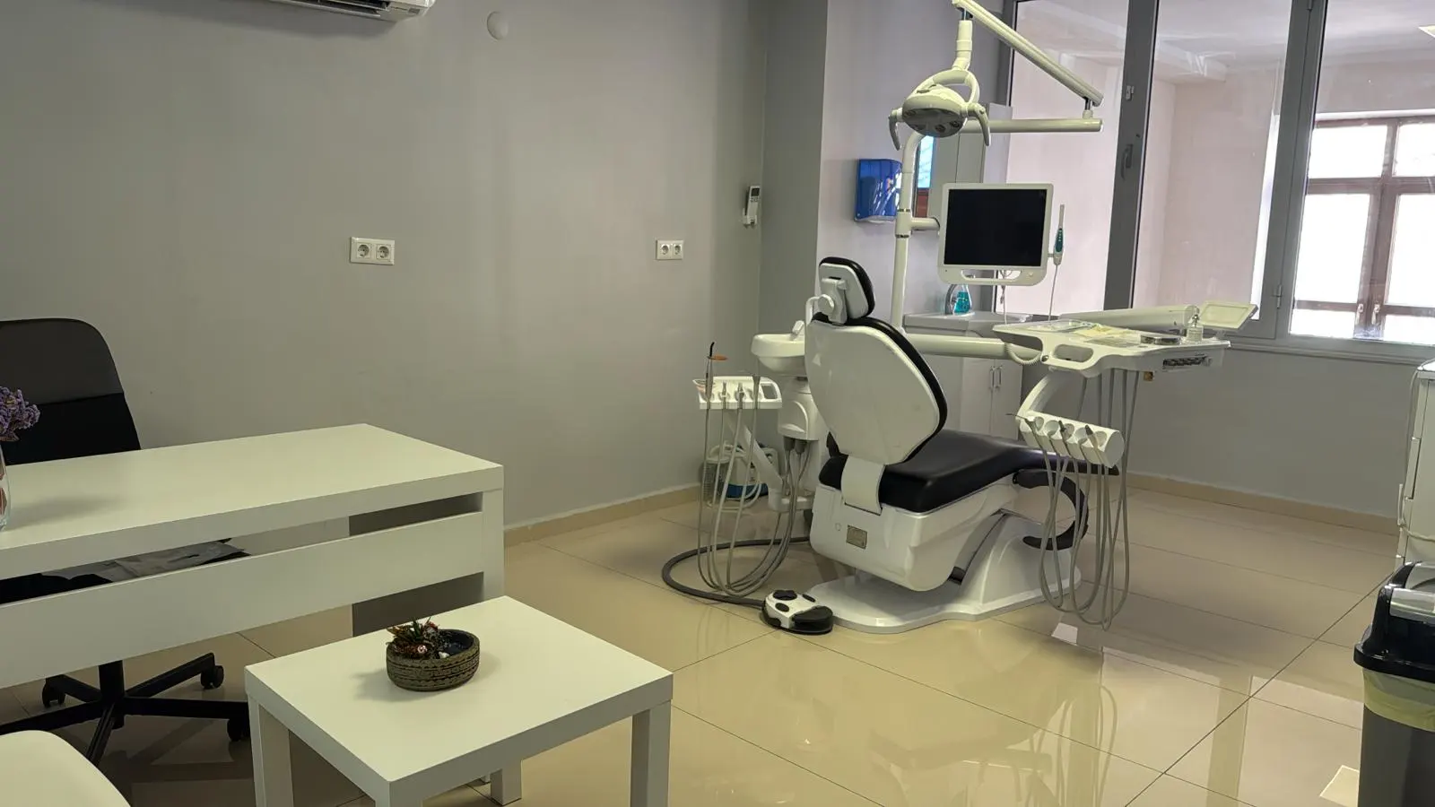 Clinic-provided photograph of Dr Merve Yücel İriz