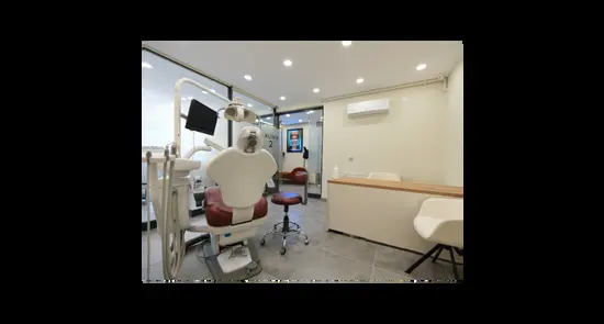 Clinic-provided photograph of Dr Asım Özün