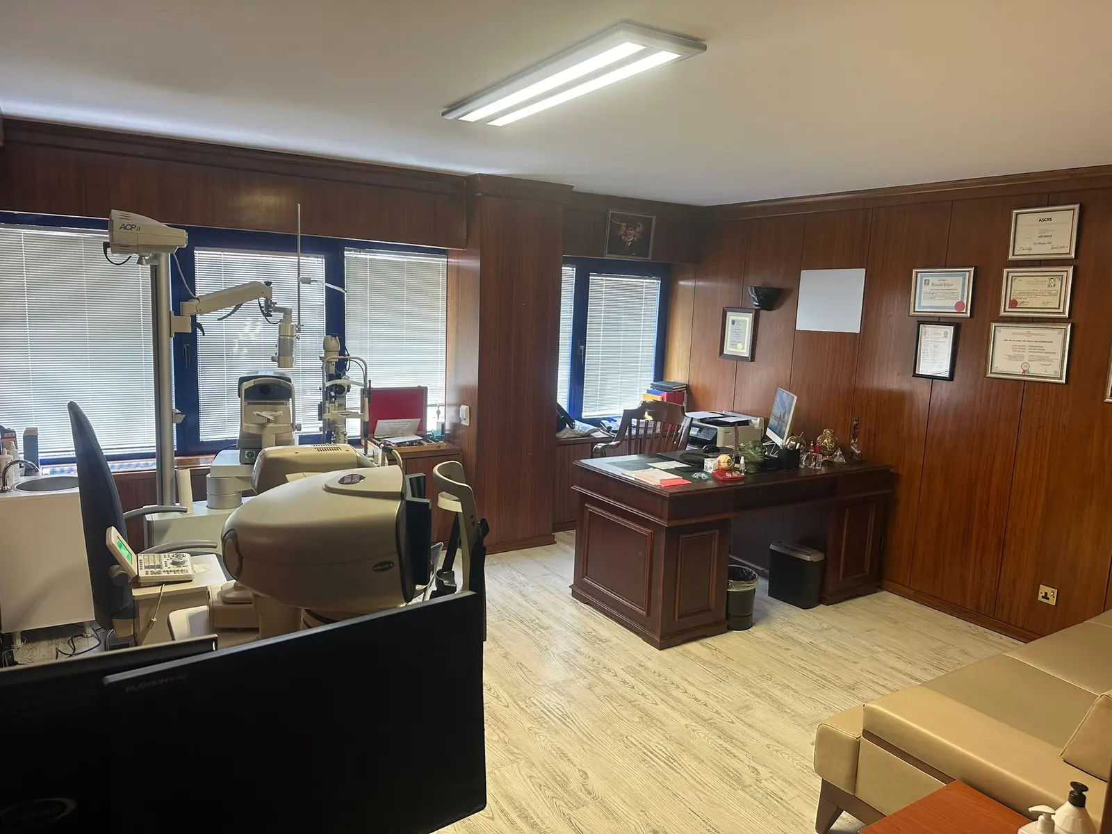 Clinic-provided photograph of Dr Ali Nihat Ofluoğlu