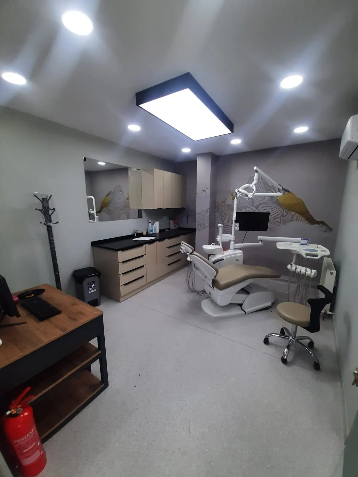 Clinic-provided photograph of Mesta Dental Clinic