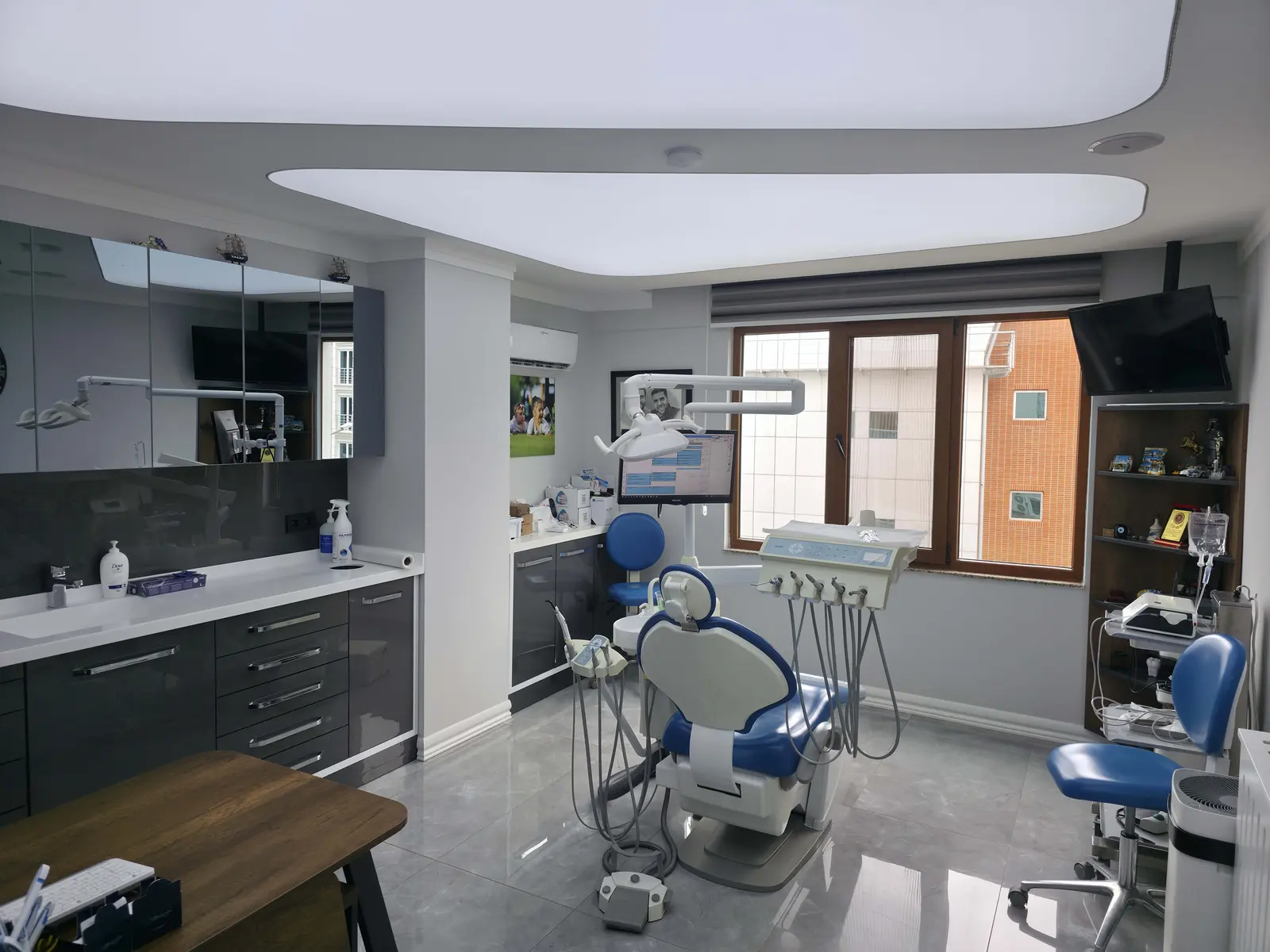 Clinic-provided photograph of Harbalıoğlu Dental Clinic