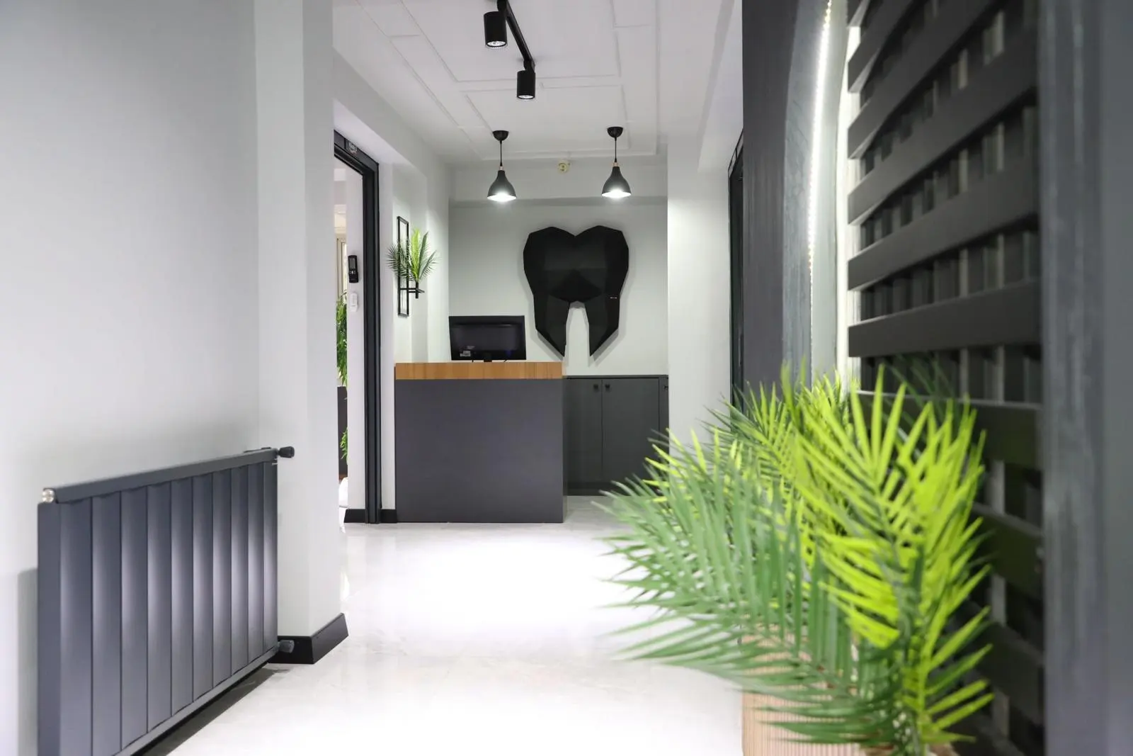 Von der Klinik bereitgestelltes Foto von L Dent