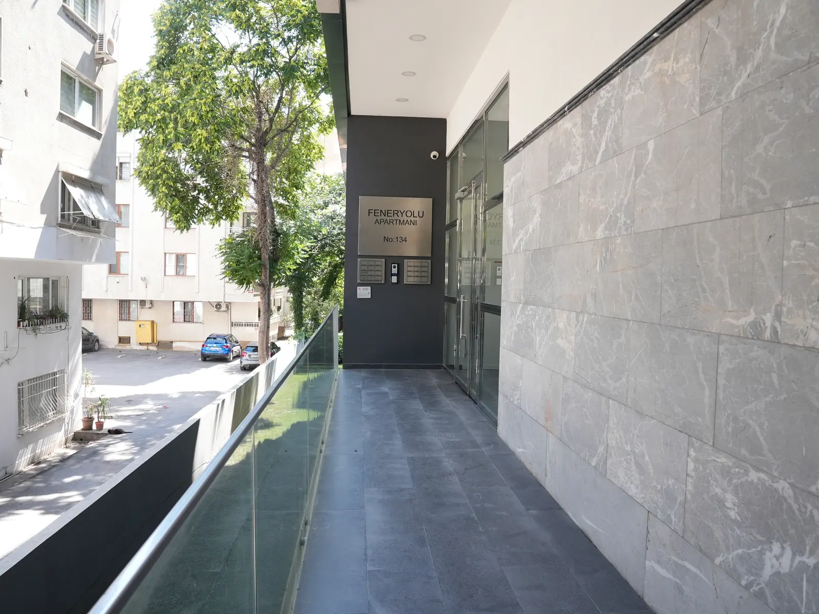 Von der Klinik bereitgestelltes Foto von Dr. Alper Burak Uslu