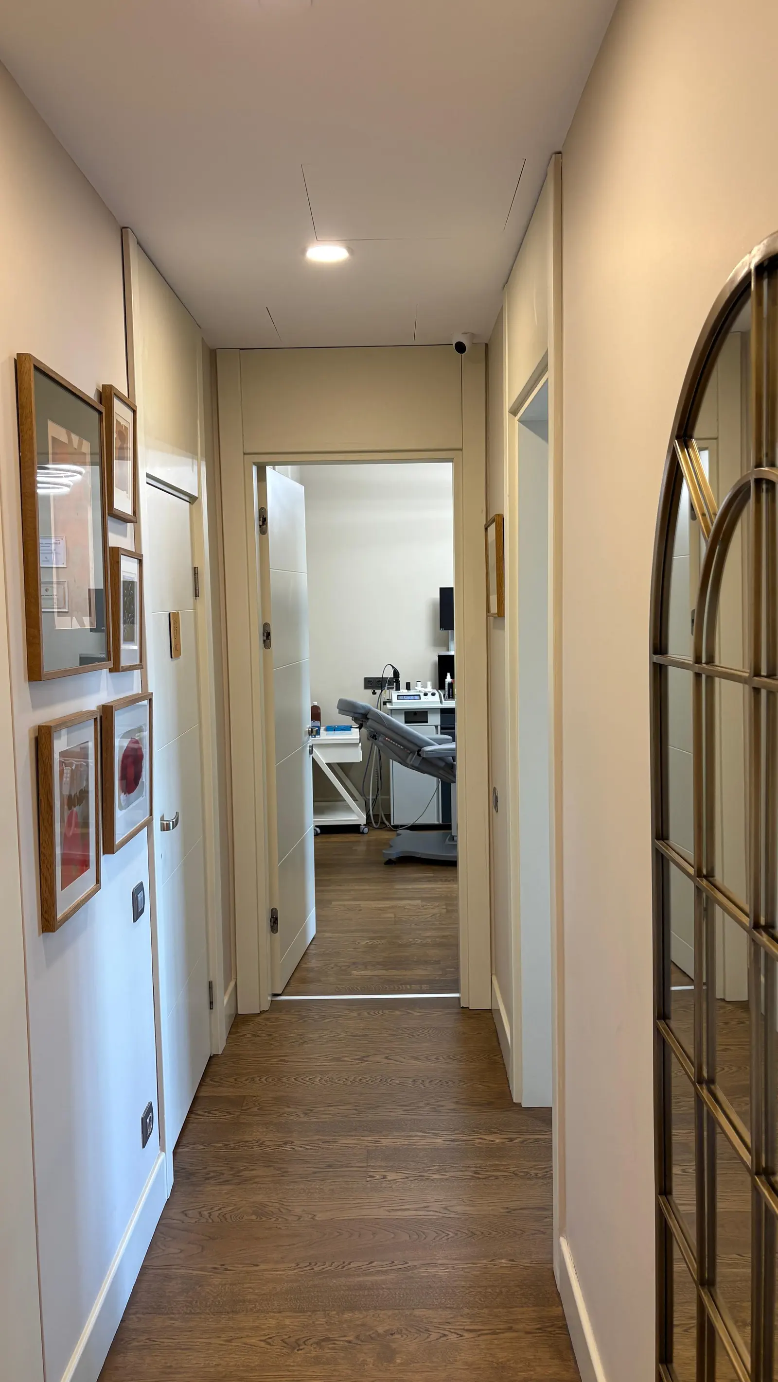 Clinic-provided photograph of Dr Can Şinasi Kalkavan