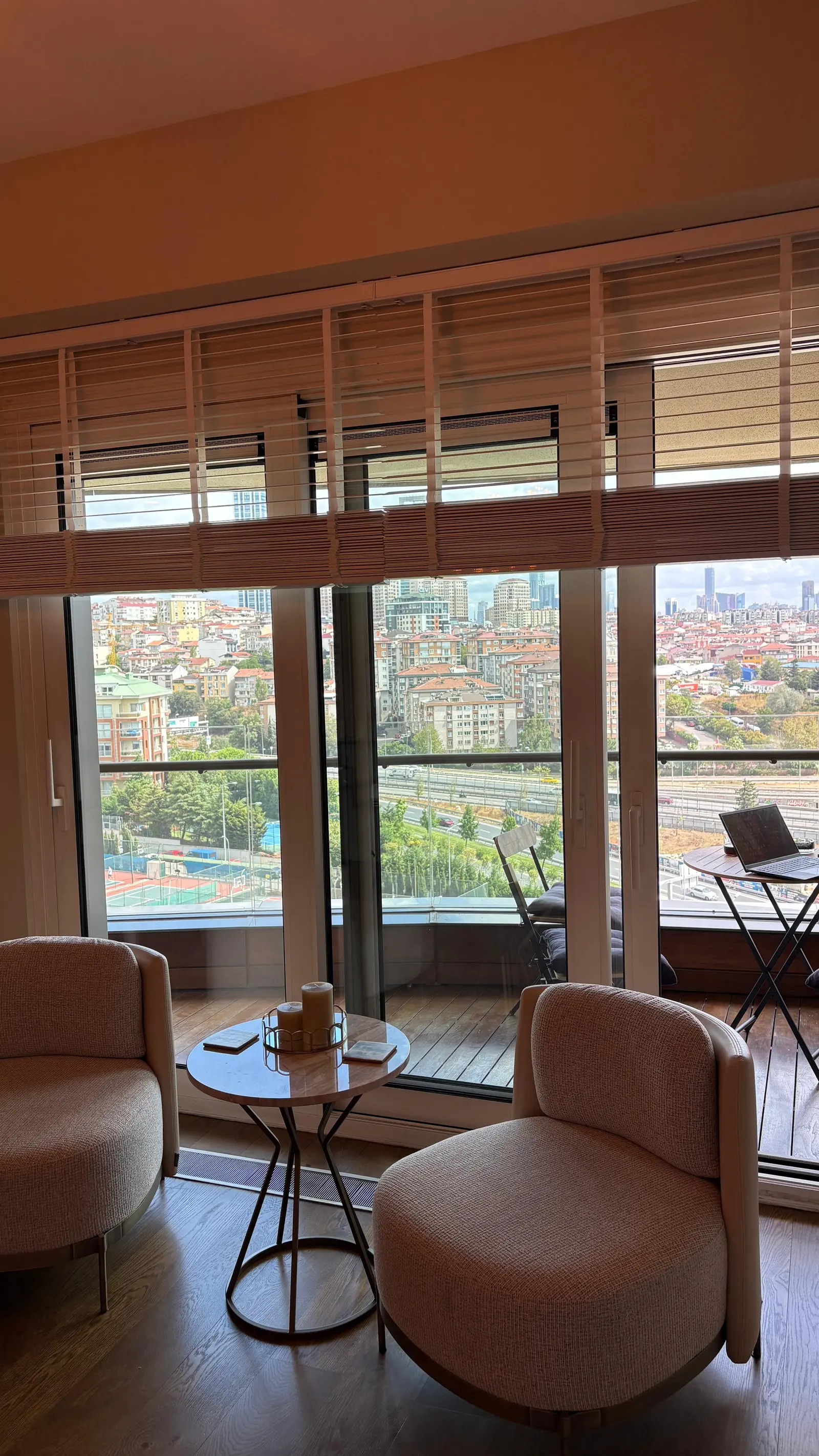Clinic-provided photograph of Dr Can Şinasi Kalkavan