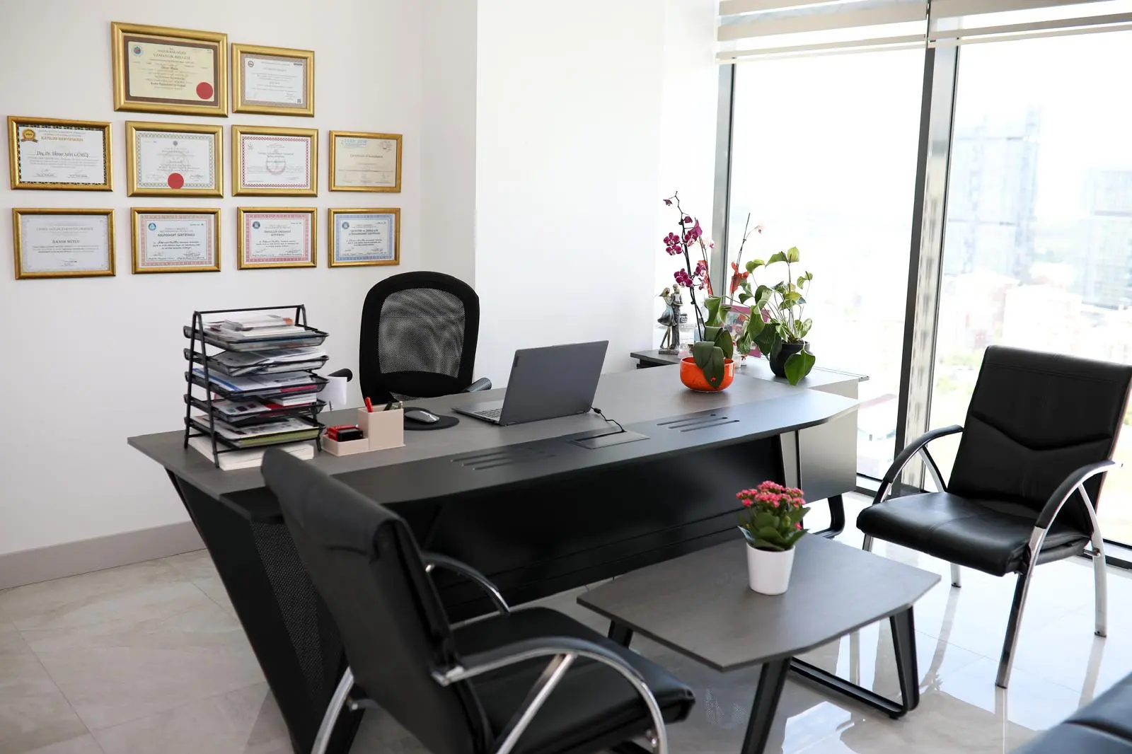 Clinic-provided photograph of Assoc. Prof. Dr İlknur Selvi Gümüş