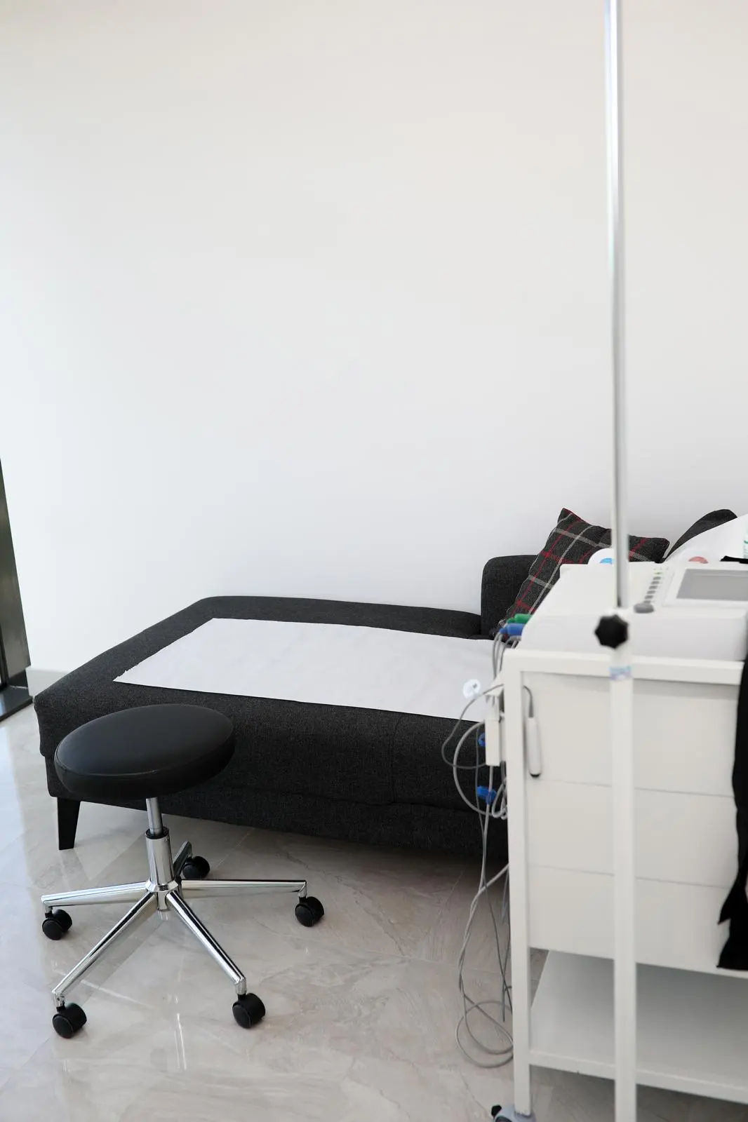 Clinic-provided photograph of Assoc. Prof. Dr İlknur Selvi Gümüş
