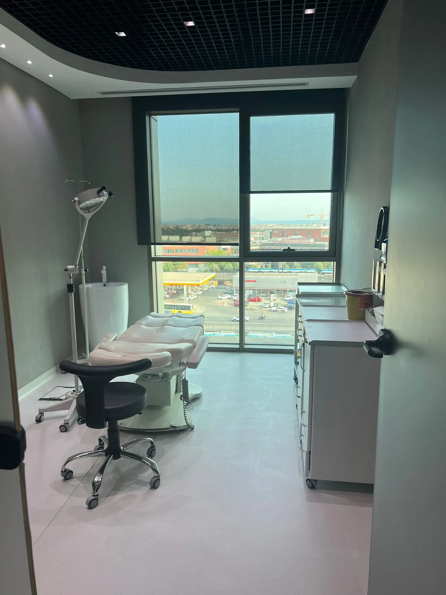 Clinic-provided photograph of Dr Mehmet Siraç Demir