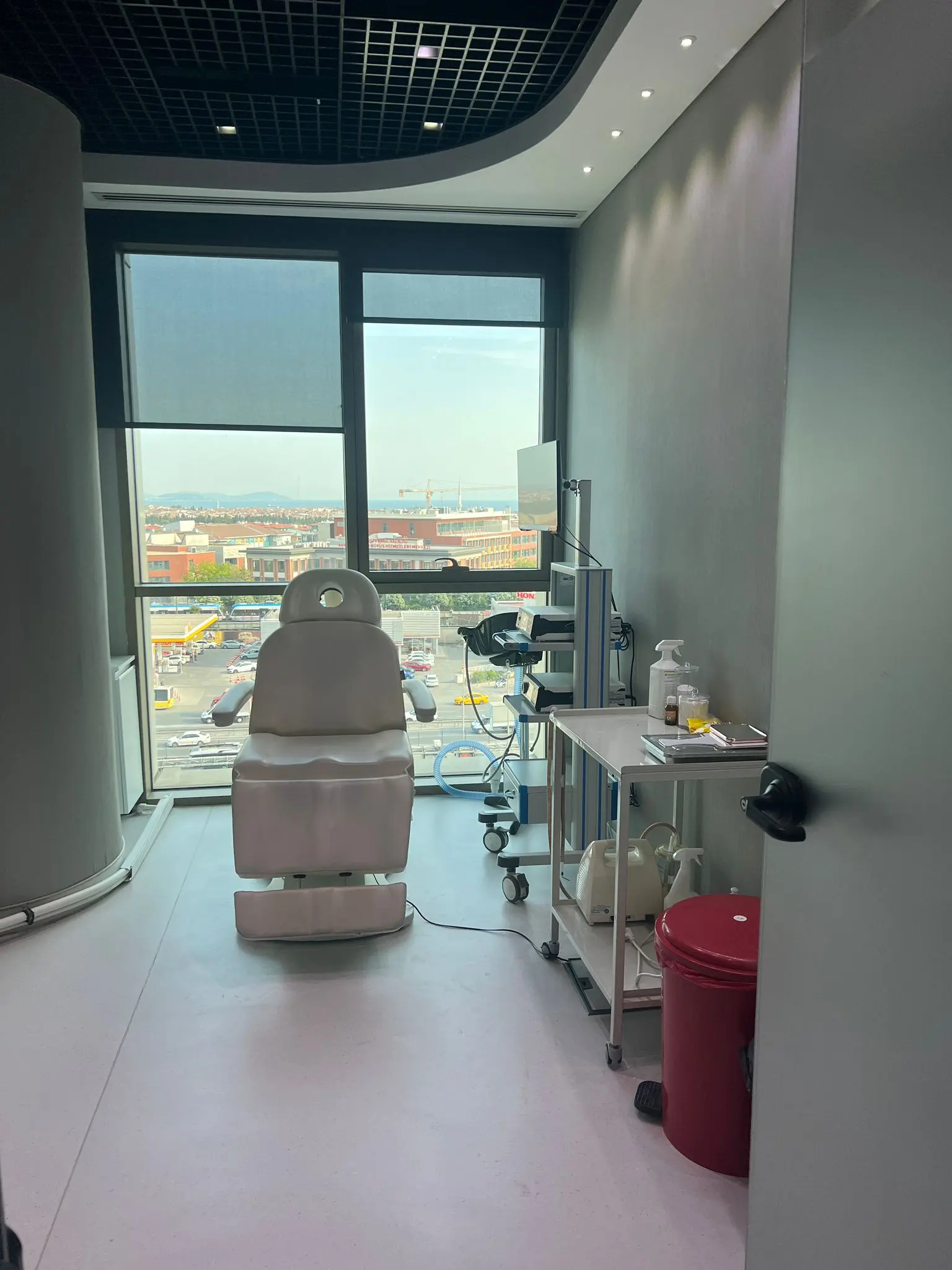 Clinic-provided photograph of Dr Mehmet Siraç Demir