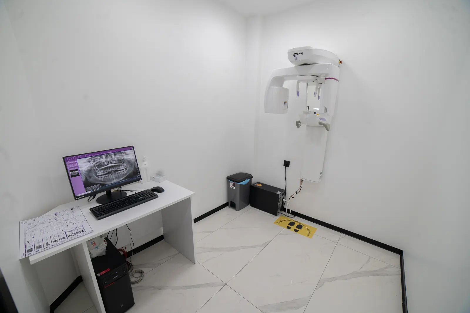 Von der Klinik bereitgestelltes Foto von Ninova Dental Clinic