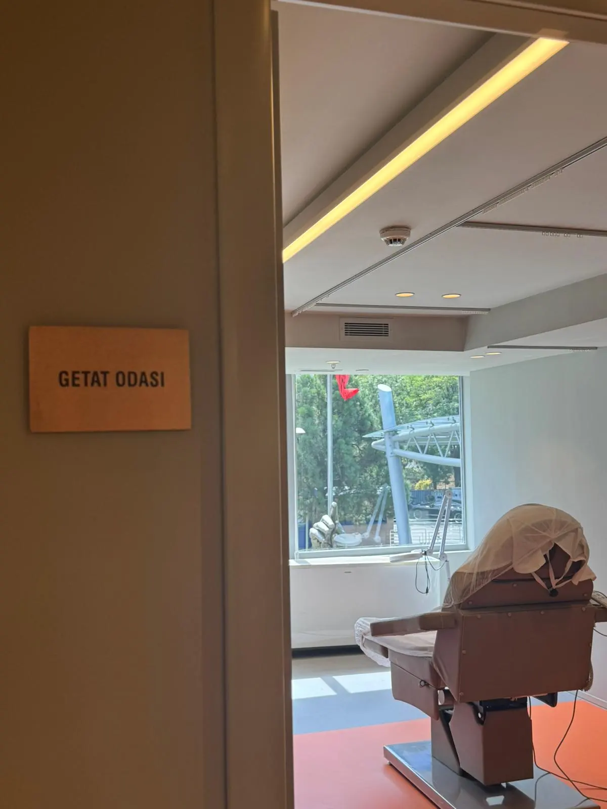 Clinic-provided photograph of Dr Gülüstan Seçil Hincal Boriçi