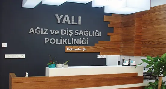 Von der Klinik bereitgestelltes Foto von Yalı Üçkuyular Zahnklinik