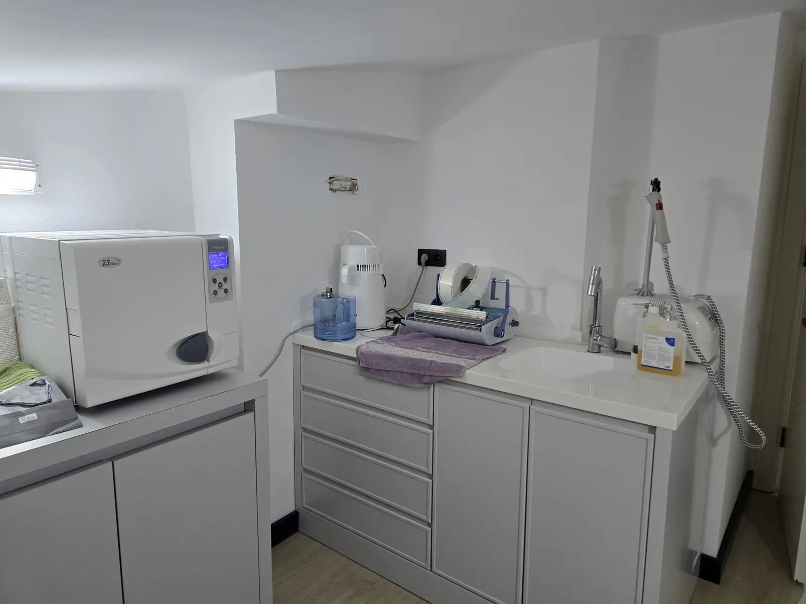 Clinic-provided photograph of Dr Semih Odabaş