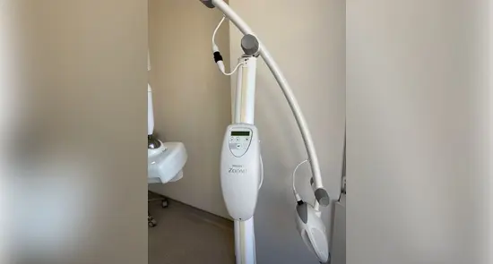 Von der Klinik bereitgestelltes Foto von Dentalis Zahnklinik