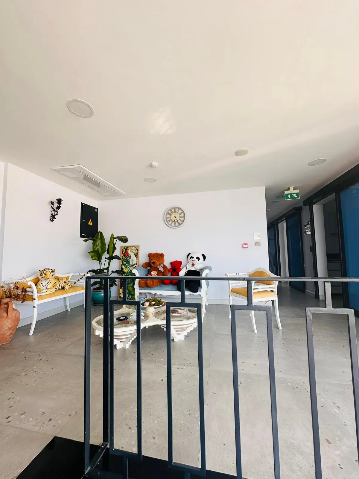 Clinic-provided photograph of Huriye Aras Dental Clinic