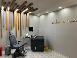 Clinic-provided photograph of Dr Kadir Yıldız