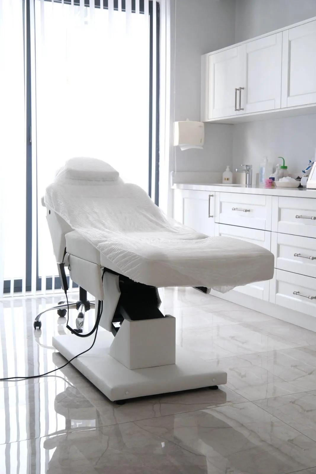 Clinic-provided photograph of Dr Dürdane Adanacıoğlu