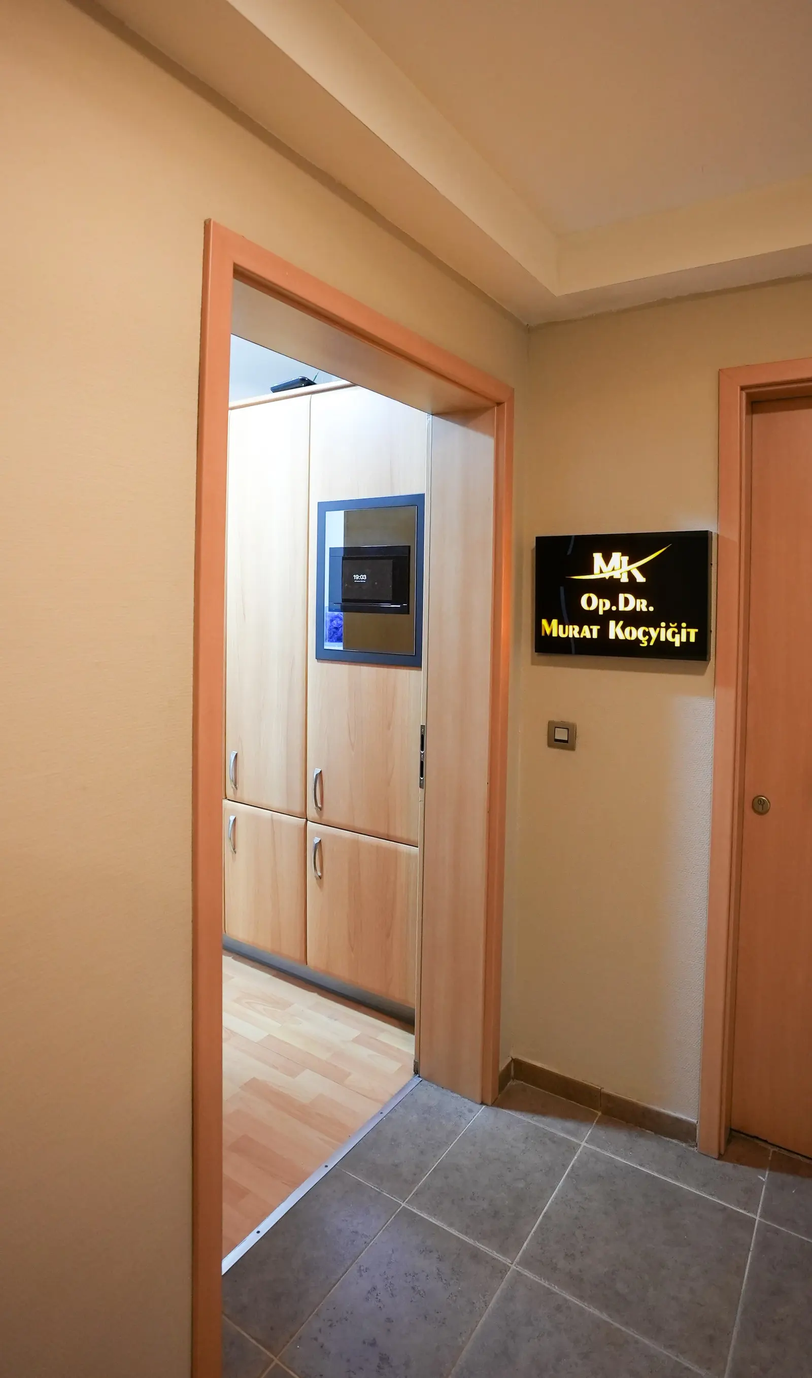 Clinic-provided photograph of Dr Murat Koçyiğit