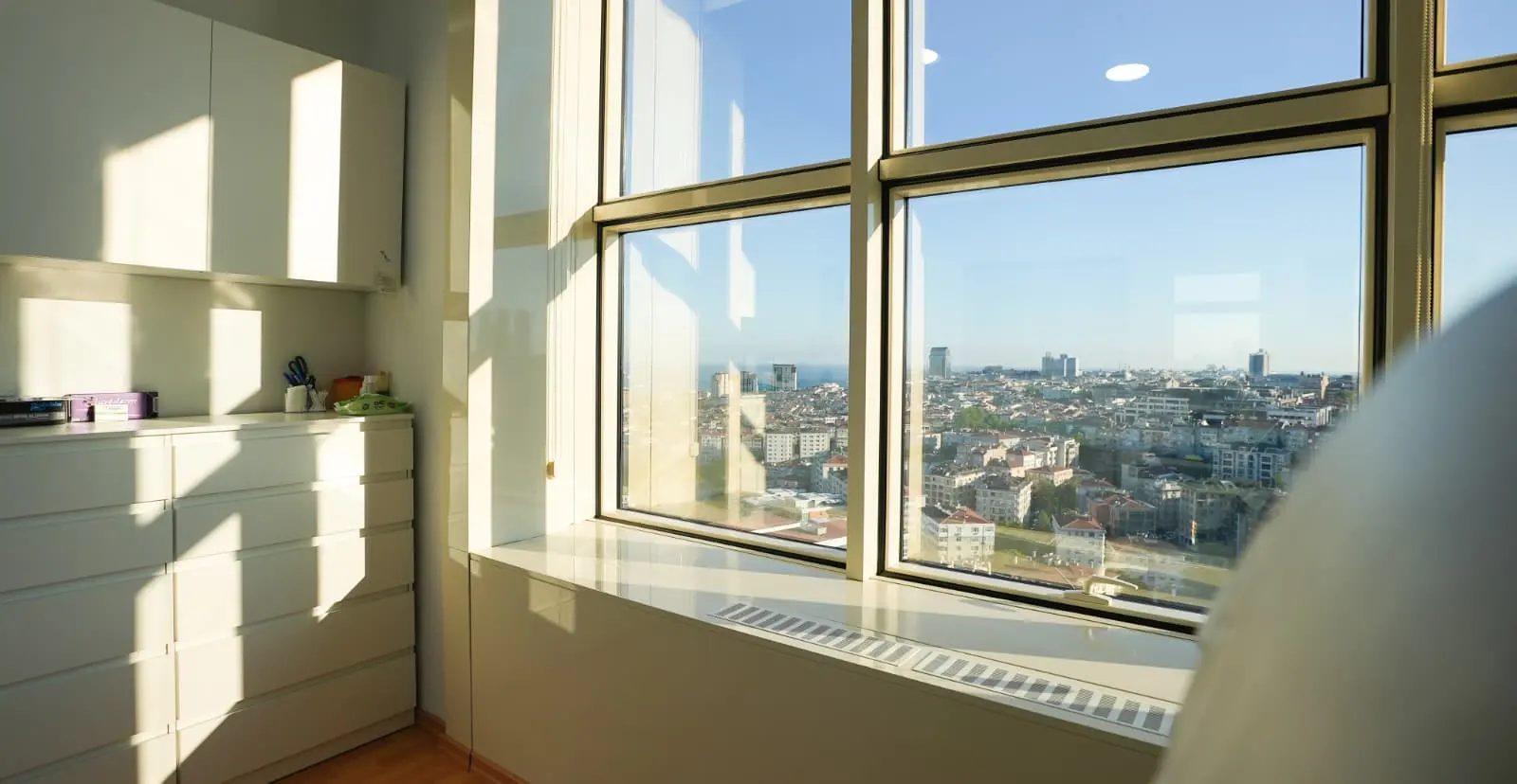 Clinic-provided photograph of Dr Murat Koçyiğit