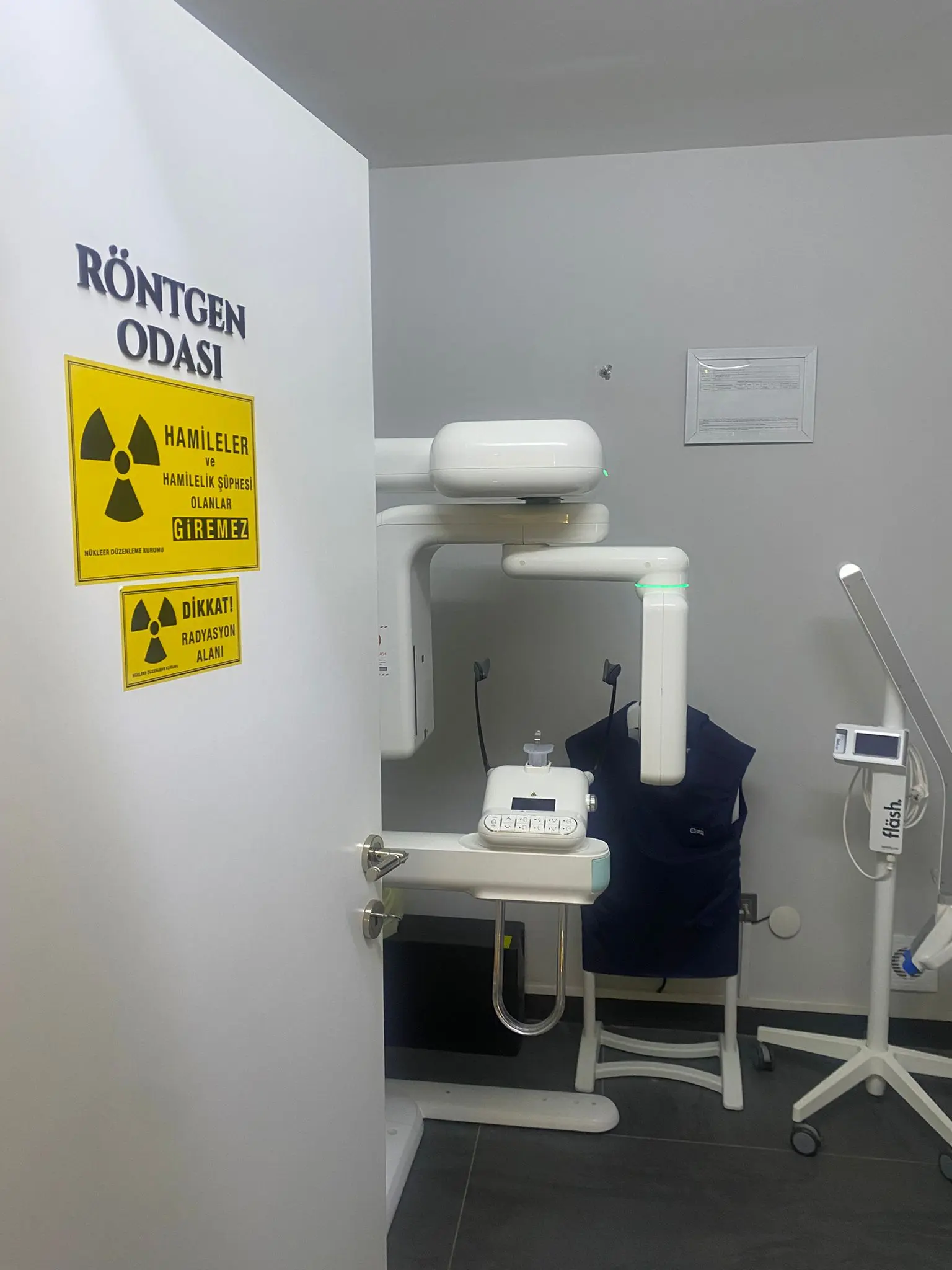 Clinic-provided photograph of Assoc. Prof. Dr Önder Gürlek