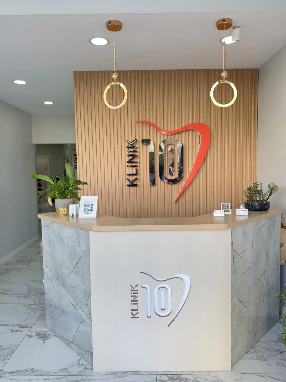 Clinic-provided photograph of Klinik 10