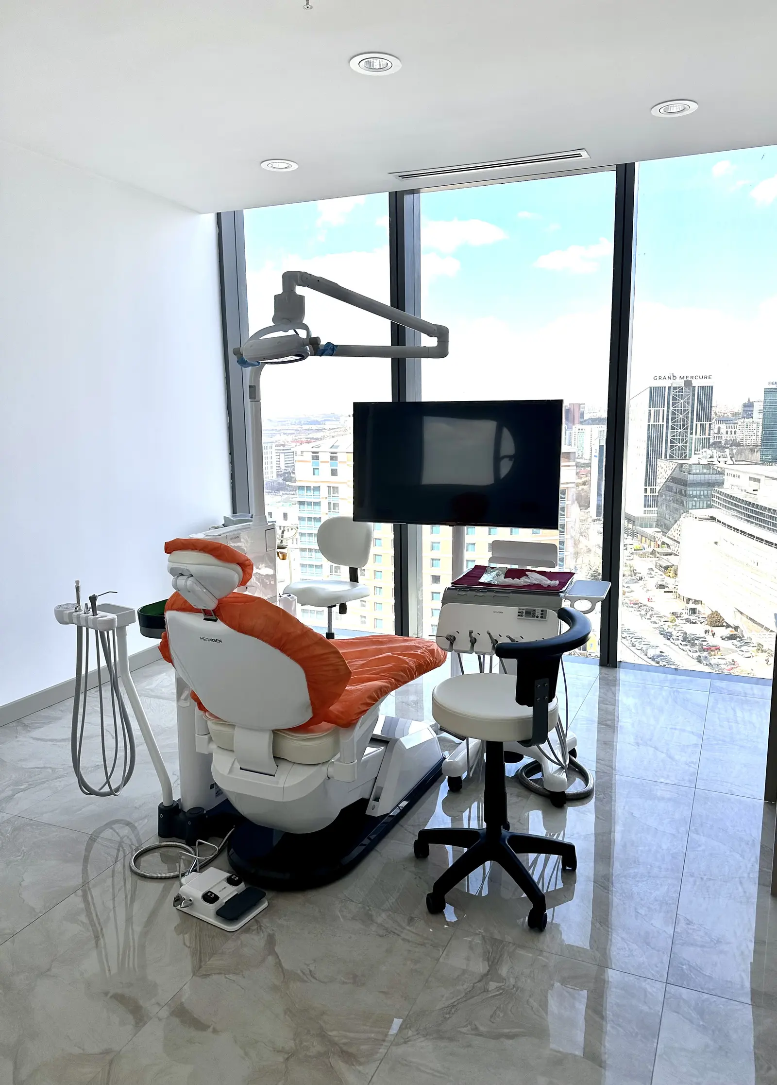 Clinic-provided photograph of MDA Dental Clinic