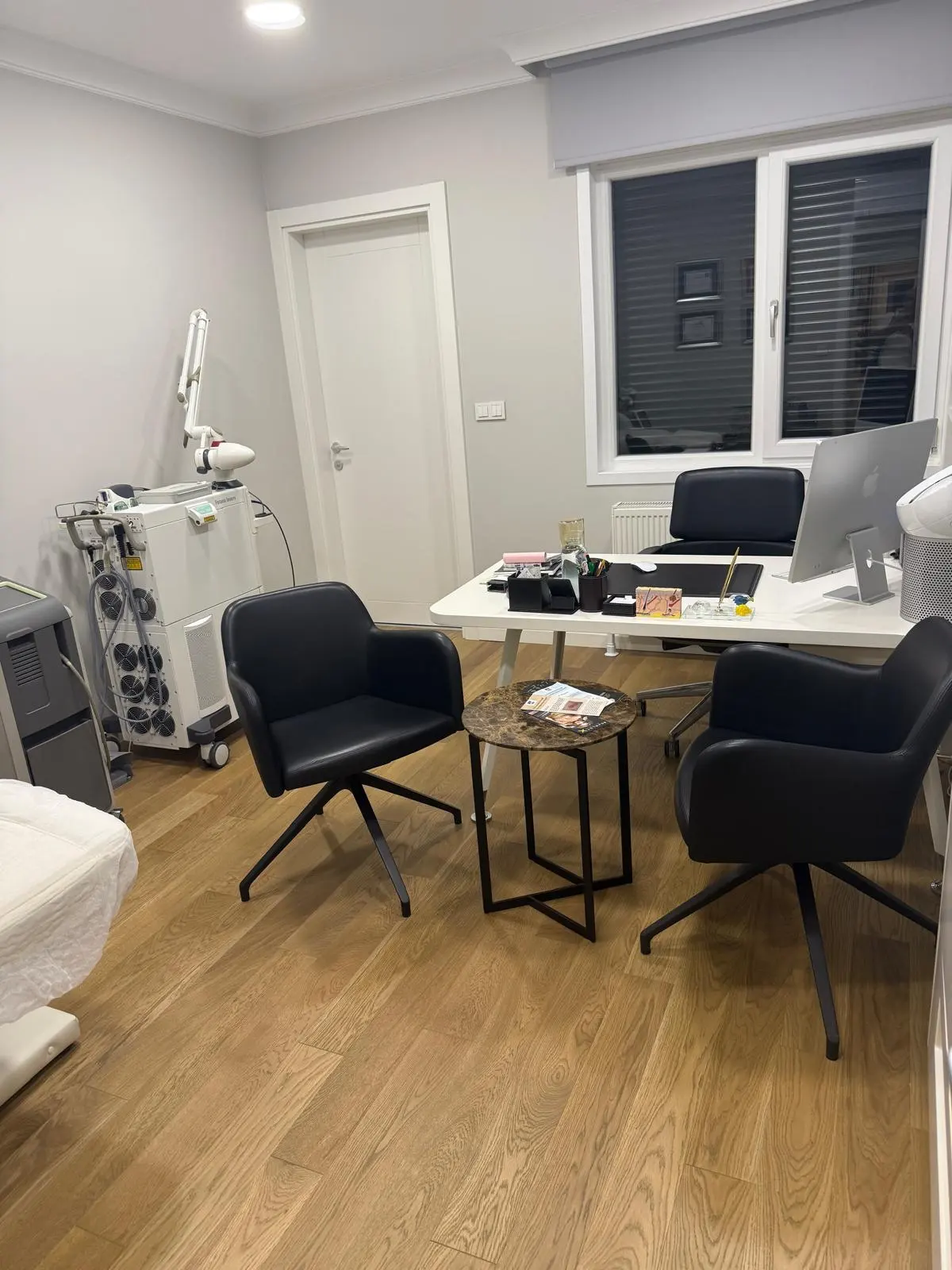 Clinic-provided photograph of Prof. Dr Zehra Serdar