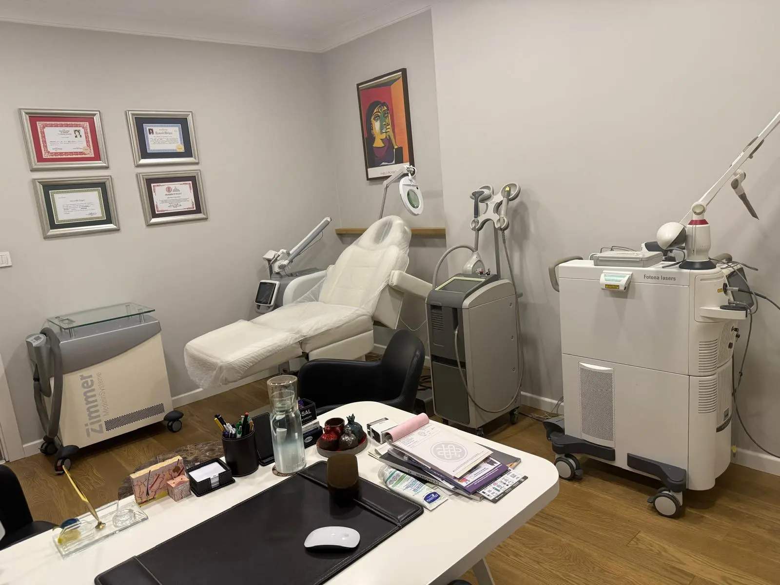 Clinic-provided photograph of Prof. Dr Zehra Serdar